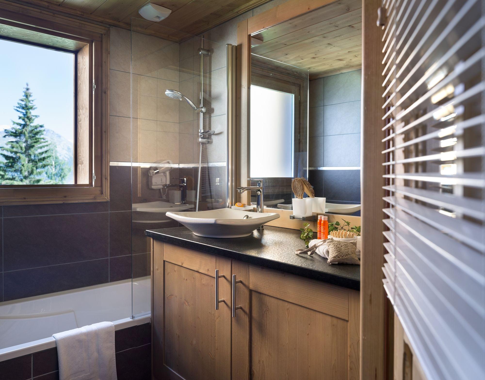 Cgh Residence Boutique Les Chalets De Layssia Samoëns Eksteriør billede